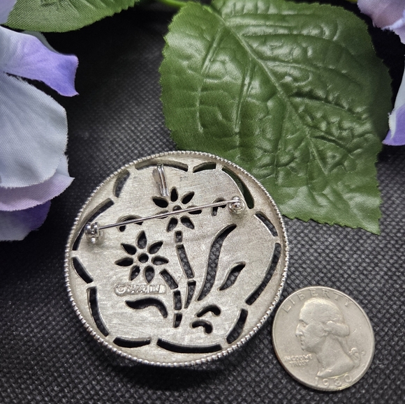 Sarah Coventry Floral Silver Brooch Large - Picture 2 of 6